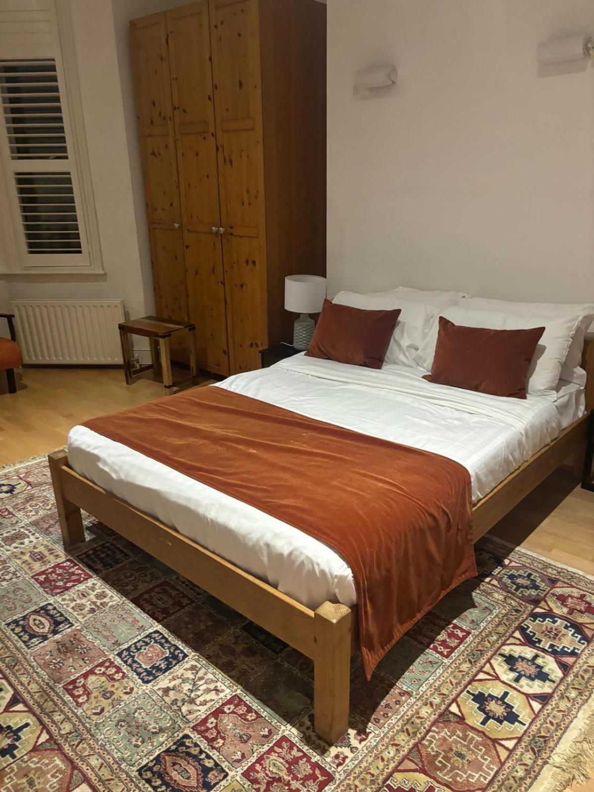 Grand Tulse Hill Villa London Room photo